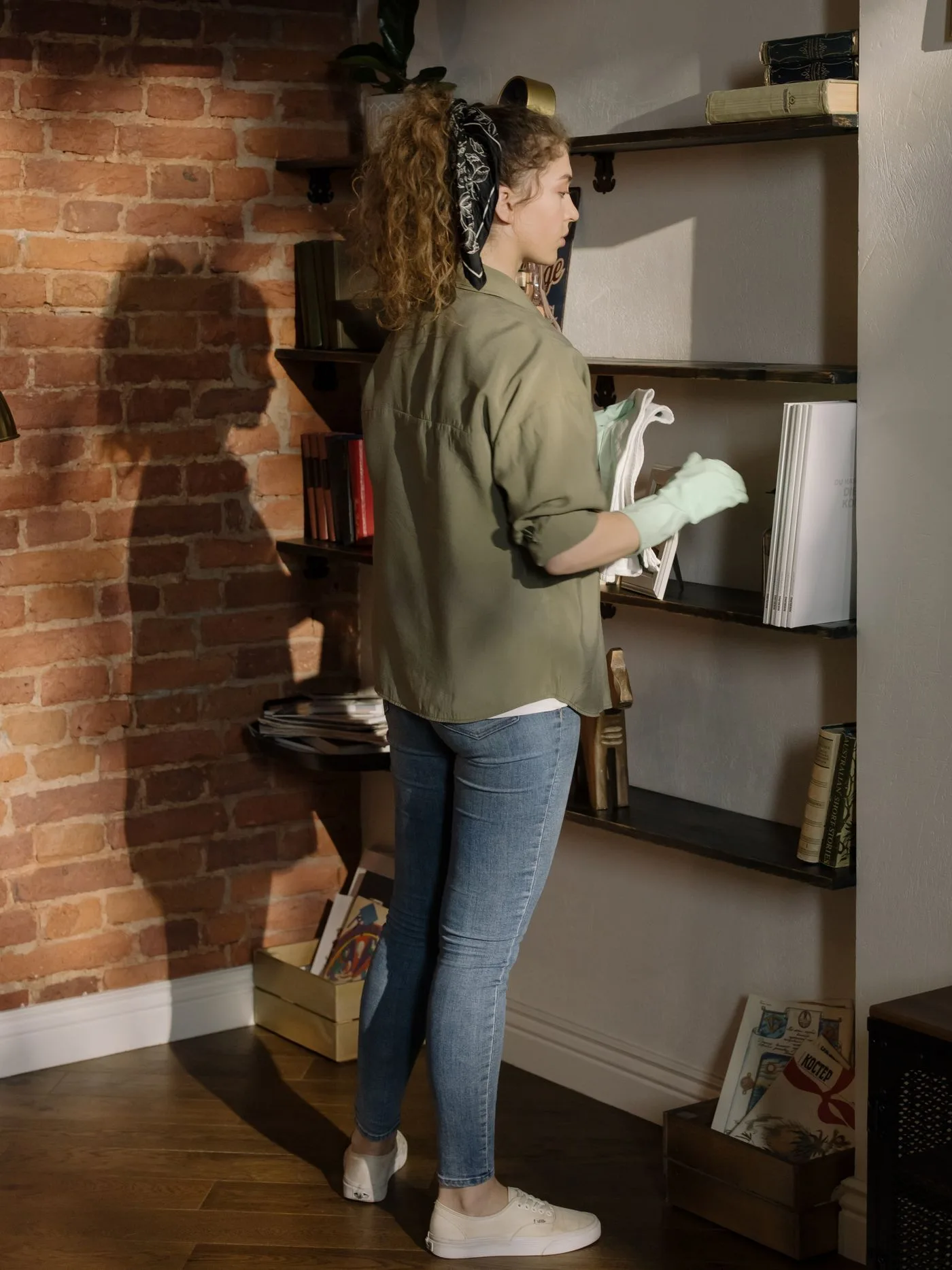 Cleaning accessible shelves in a home