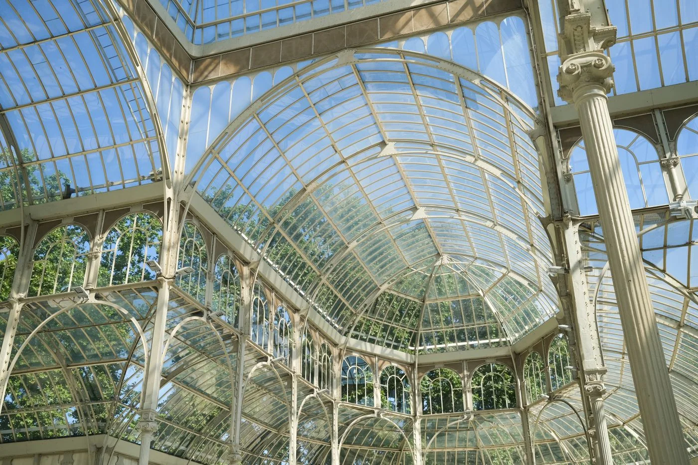 Glass roof panels of a conservatory